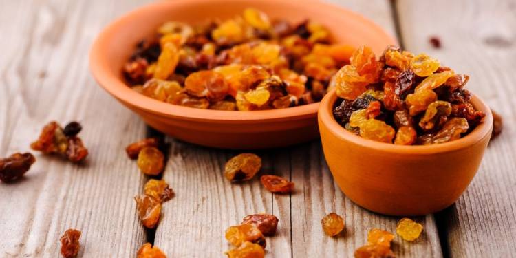 Raisins - Benefits, Nutritional Facts, and Healthy Recipes - HealthifyMe