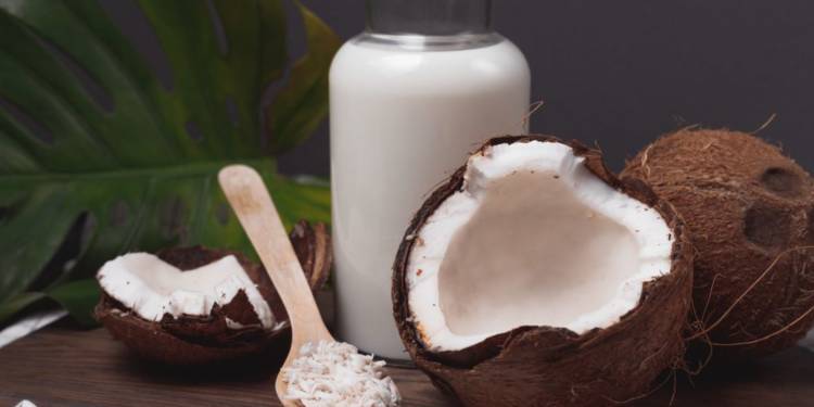 Coconut Milk: Benefits, Nutrition Fact, Side Effects & Recipes- HealthifyMe