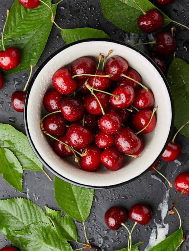 12 Health Benefits of Cherries