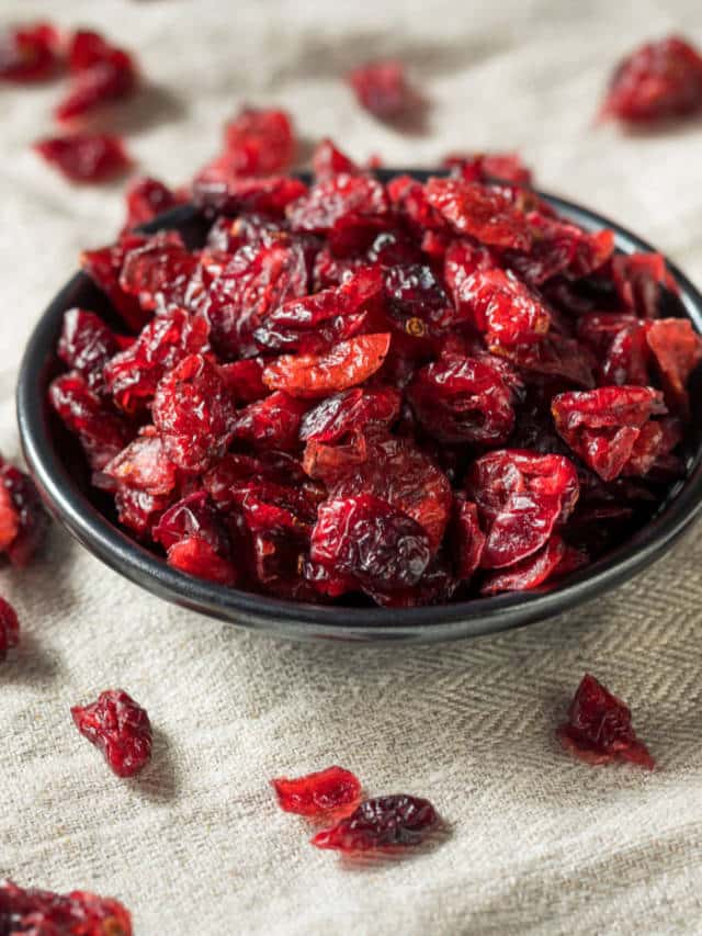 9 Health Benefits of Dried Cranberries Blog HealthifyMe