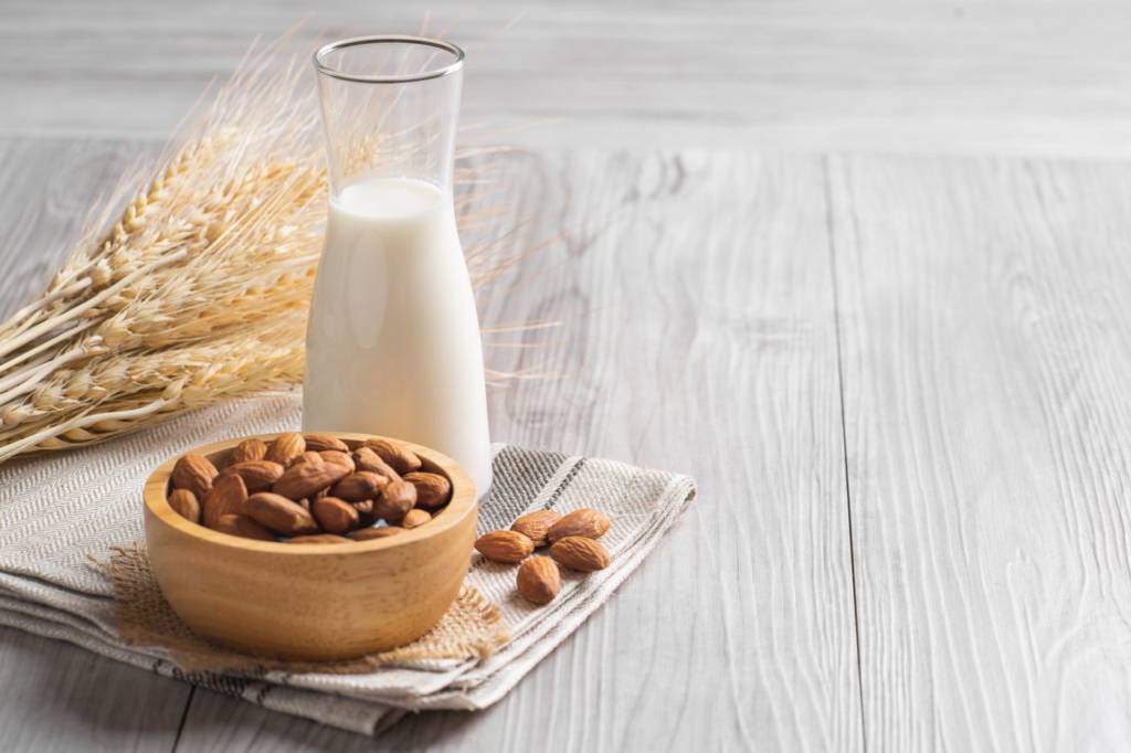 50 Unbelievable Advantages of Sipping Almond Milk Revealed 2023