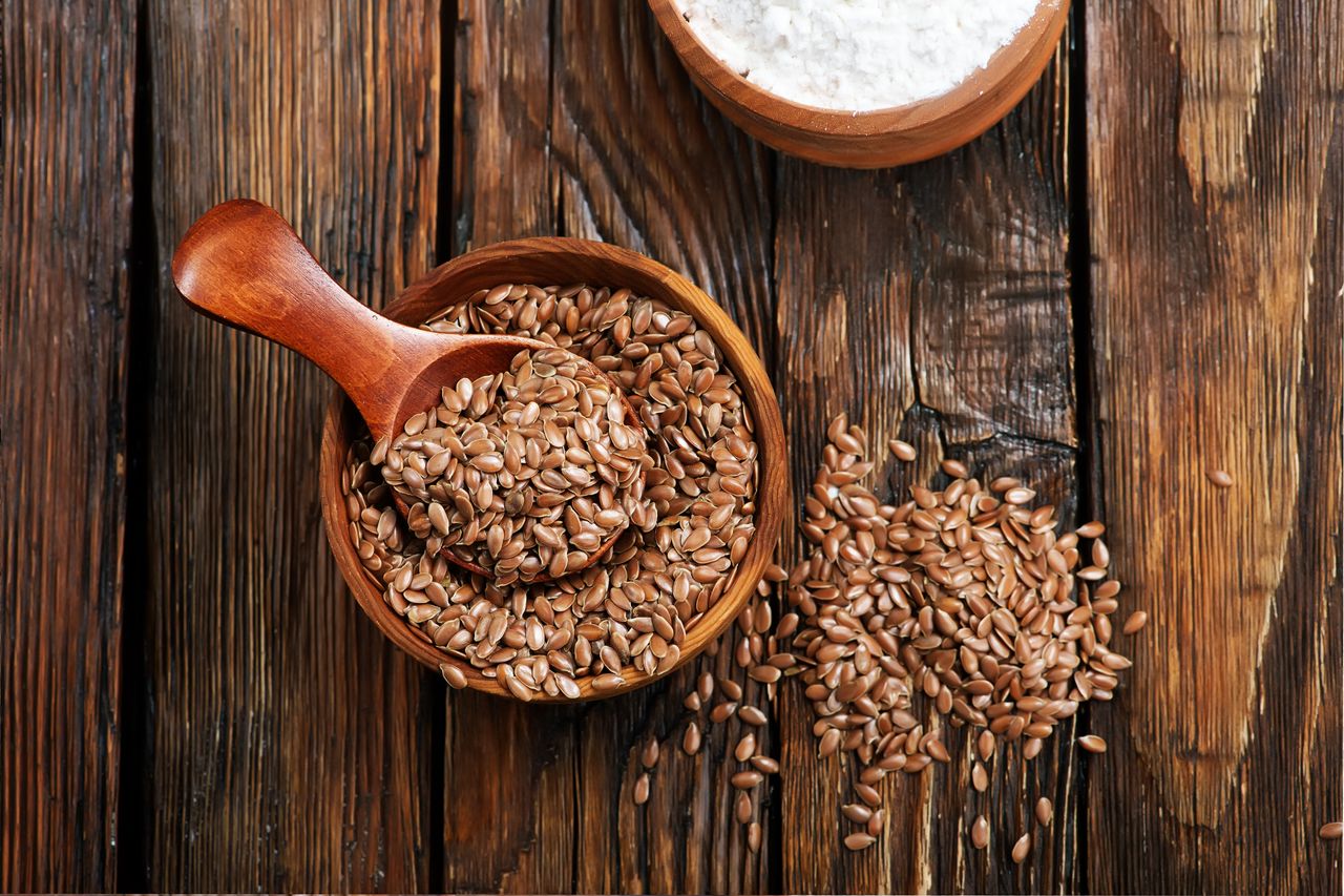 Flax Seeds For Weight Loss - Blog - HealthifyMe