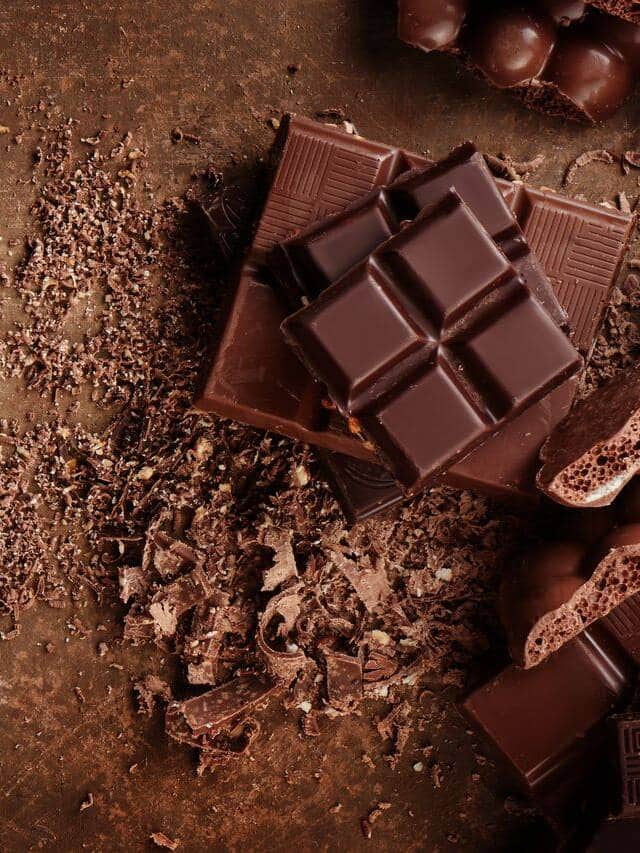 top-7-reasons-why-you-must-eat-chocolate-daily-blog-healthifyme