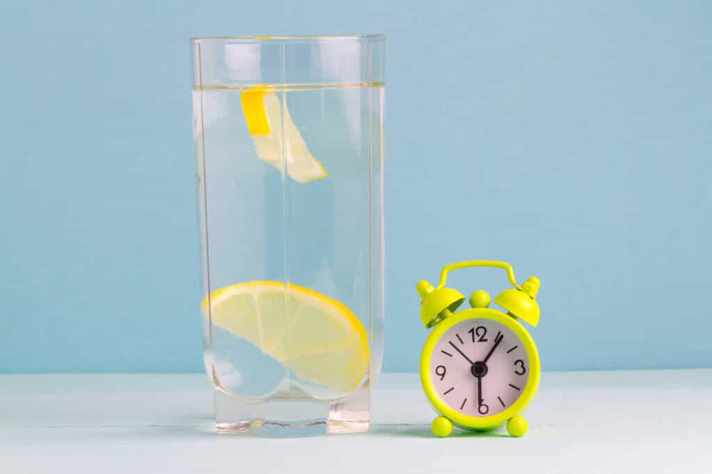 can-you-drink-water-during-intermittent-fasting-here-s-the-answer