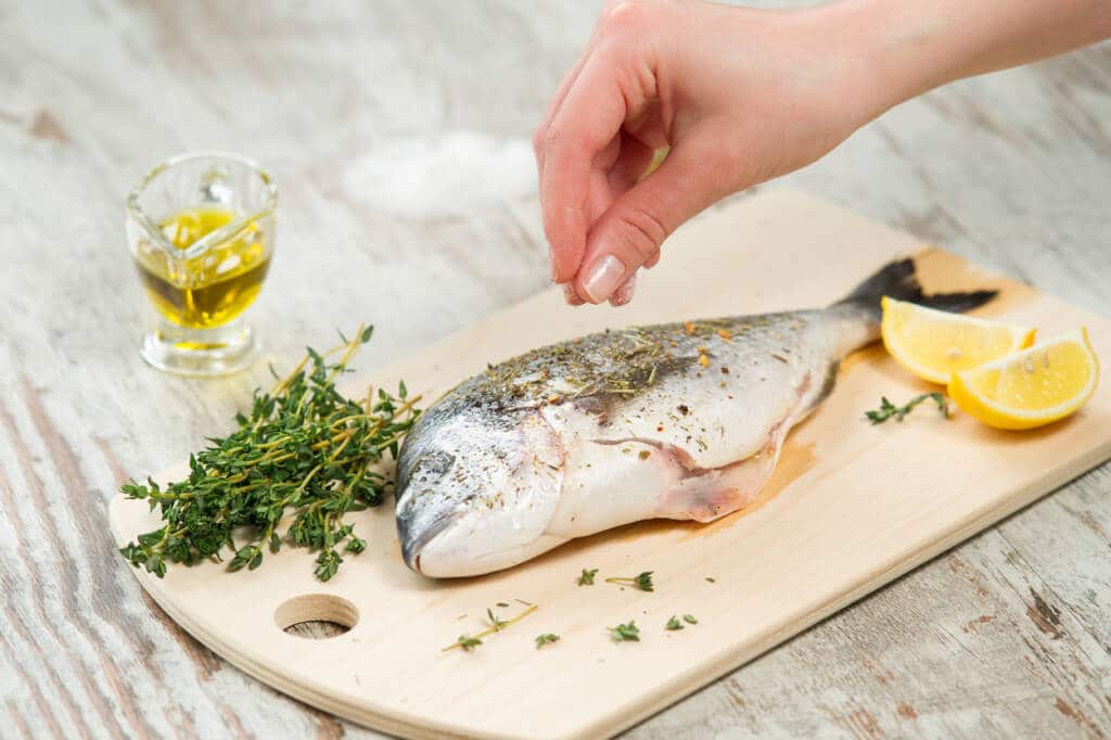 is-fish-good-for-weight-loss-the-ultimate-catch-healthifyme